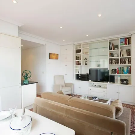 Апартаменти Breathtaking Terrace Views In Luxury - By Www,sansebastianapartments,es *