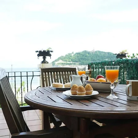 Breathtaking Terrace Views In Luxury - By Www,sansebastianapartments,es * San Sebastián