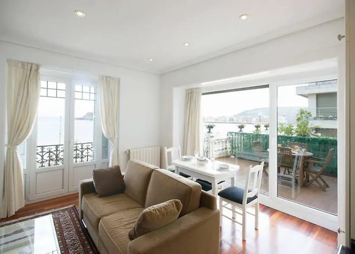 Breathtaking Terrace Views In Luxury - By Www,sansebastianapartments,es شقة *